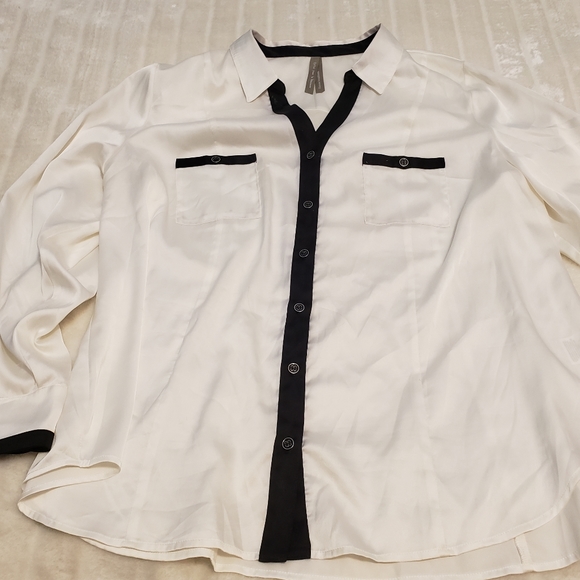Penningtons Shiny White Button Down Top with Black Edging - Picture 5 of 16